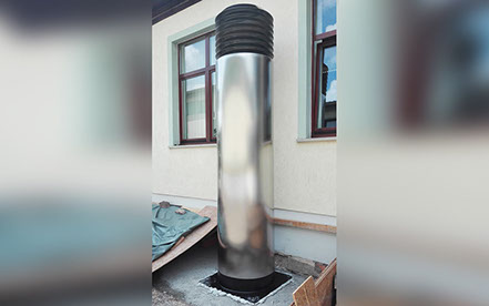 Lamellenturm mit Brunnenschaum abgedichtet